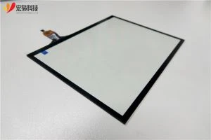 10.4 इंच का टच स्क्रीन